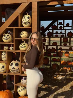 Alicia profile in Dubai