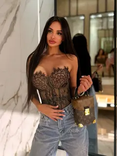 Ava profile in Dubai