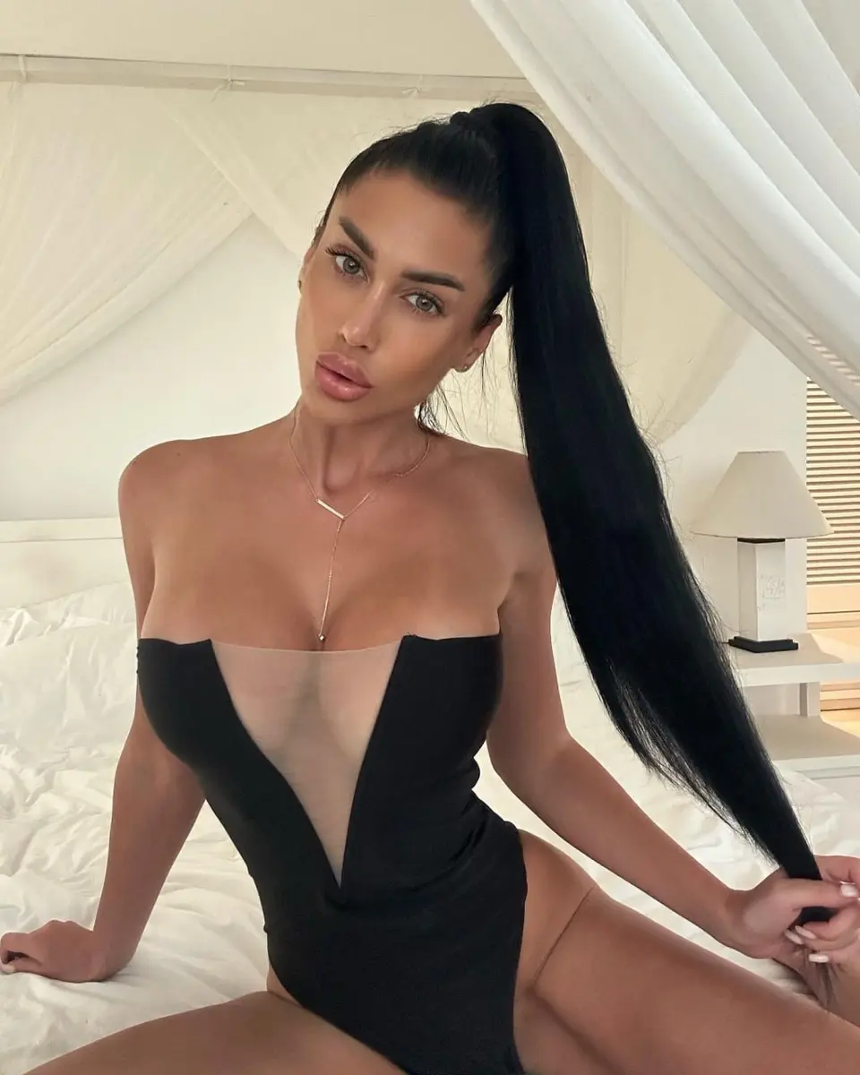 Camilla profile in Dubai