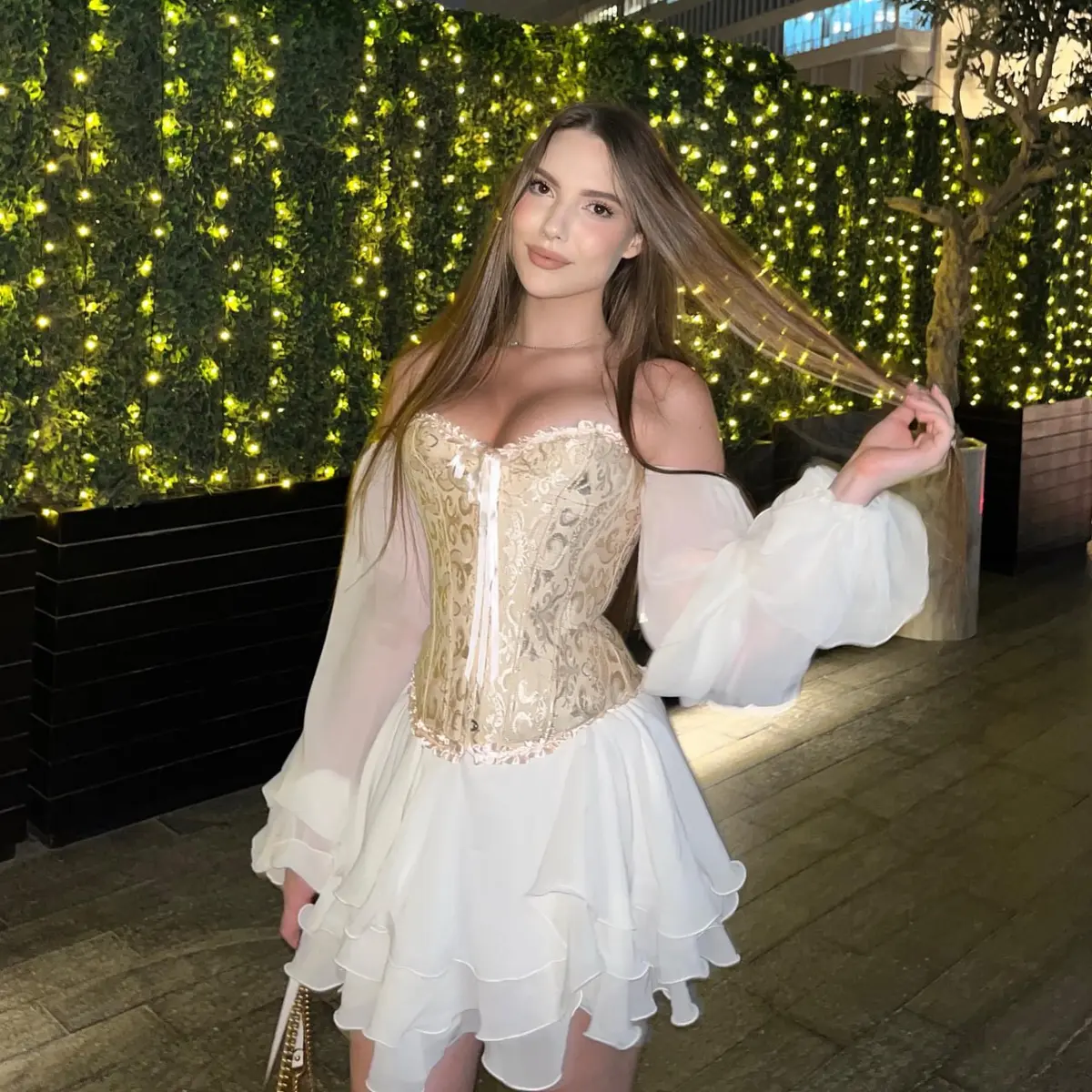 Jasmine profile in Dubai